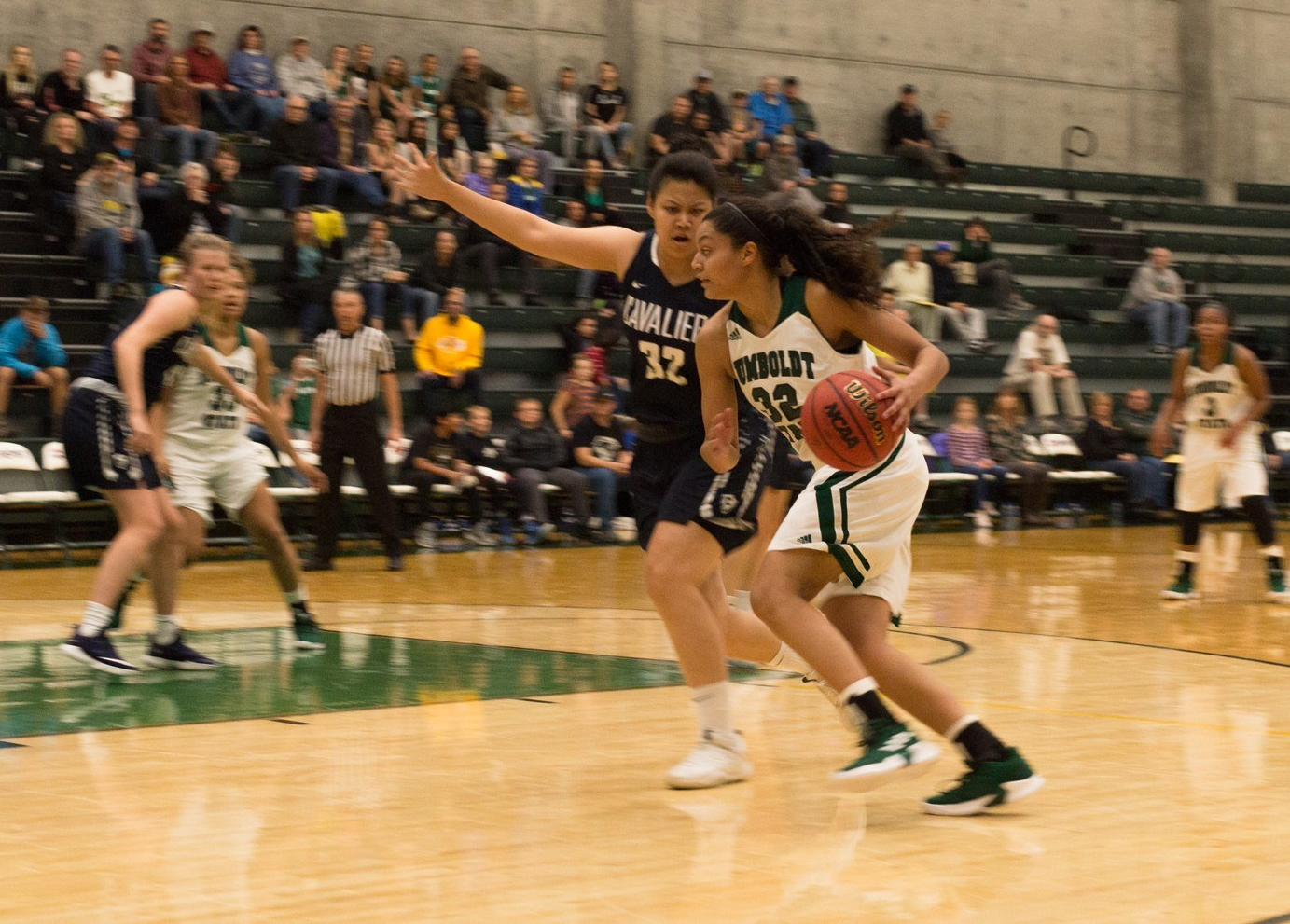 Lumberjacks lose heartbreaker at home