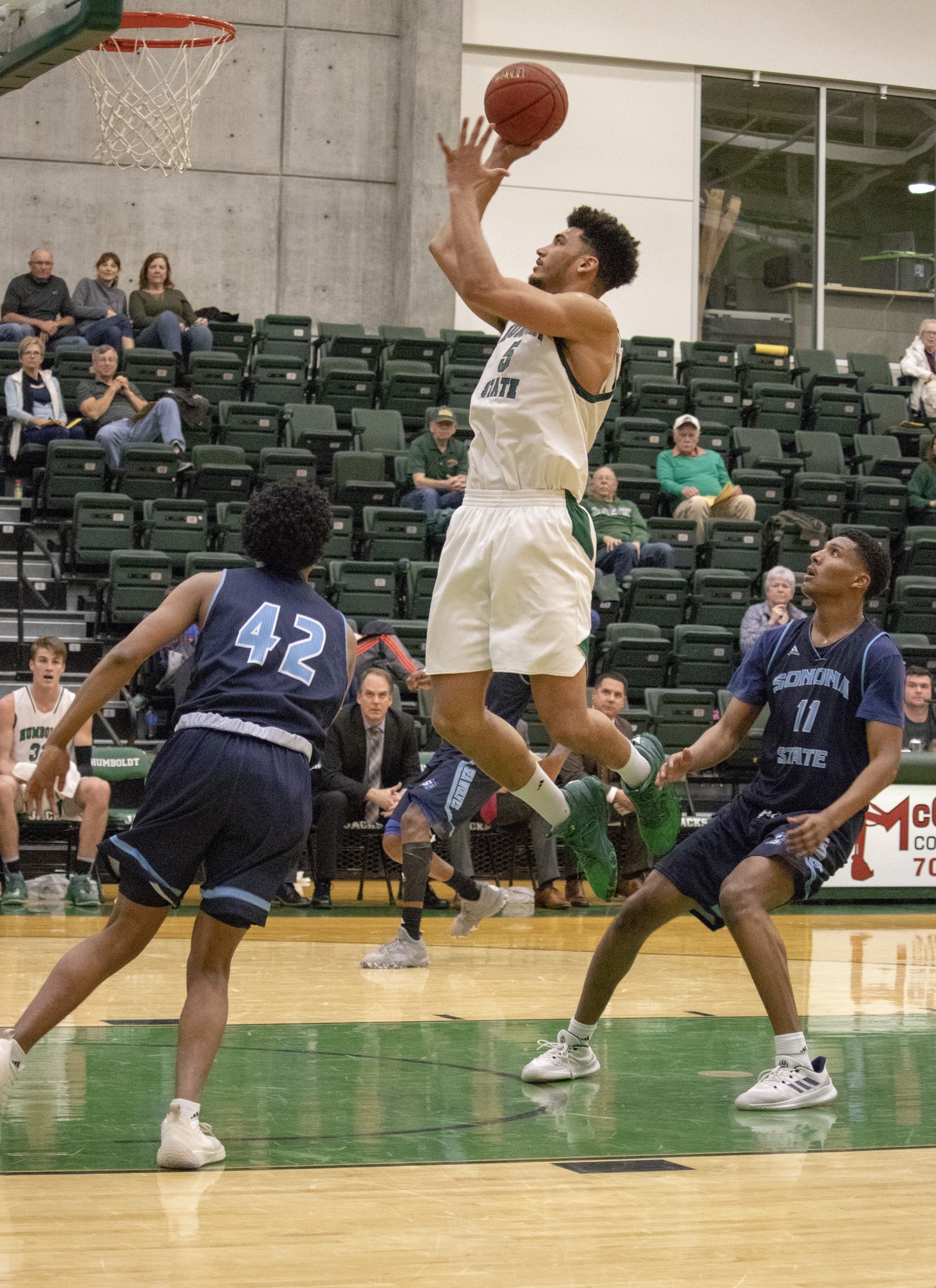 Jacks punch ticket to CCAA Tournament
