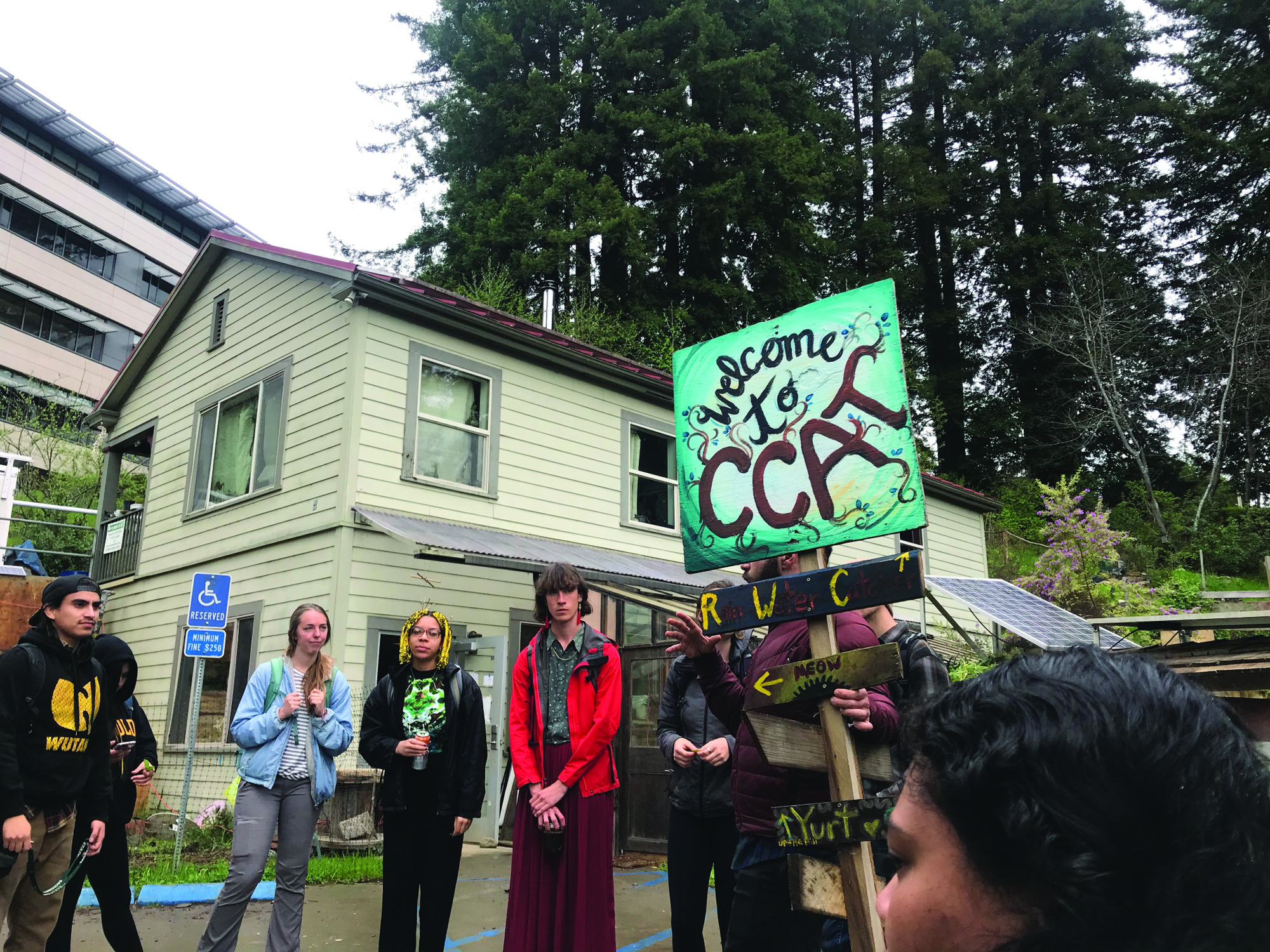 Thorns hurt but friends are forever