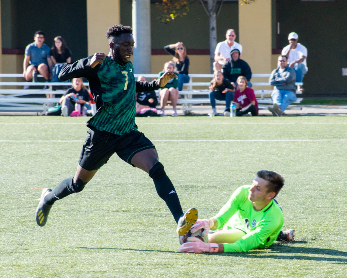 Men’s Soccer Wins In Stunner Against SF