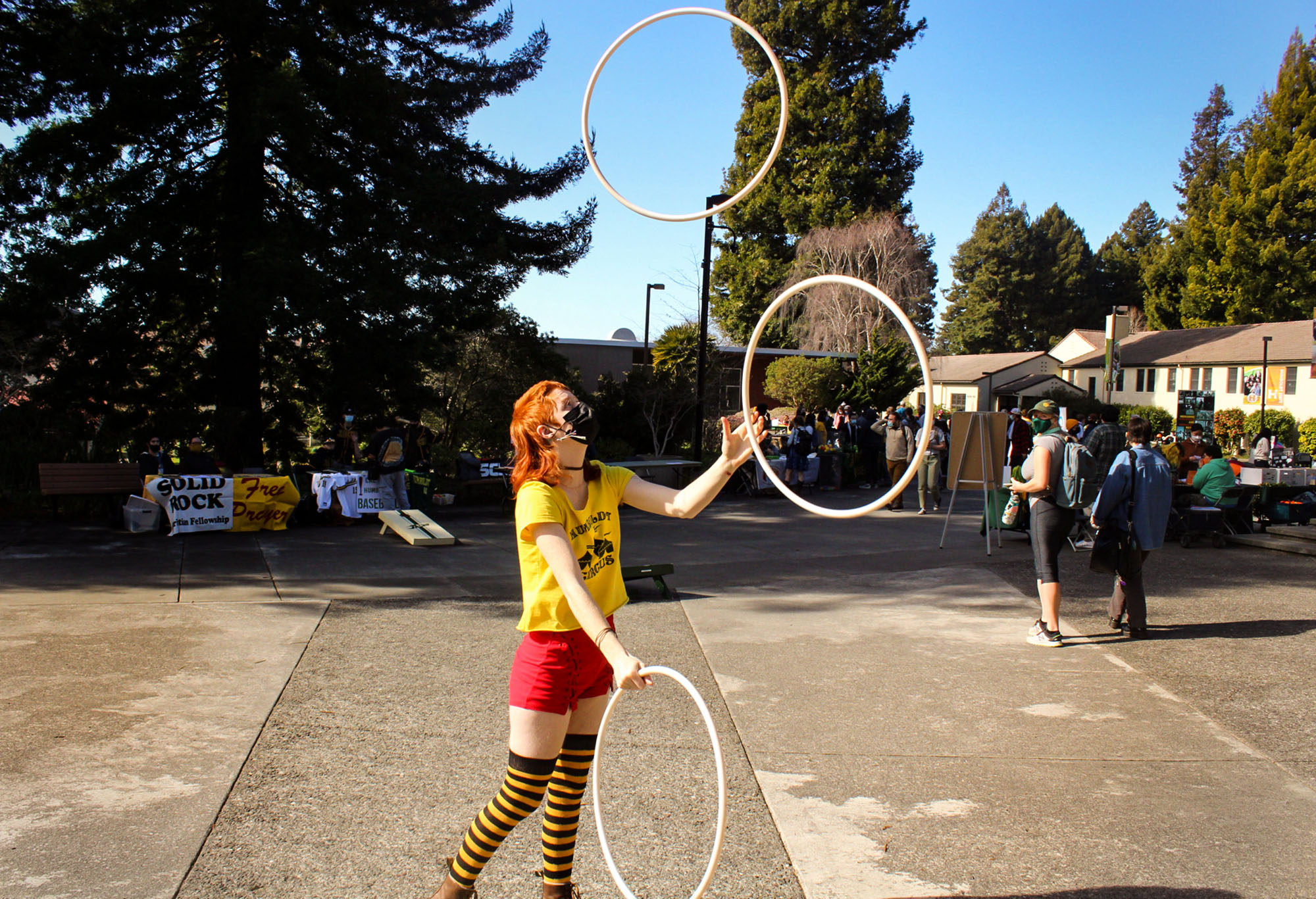 Humboldt Circus clowns around campus