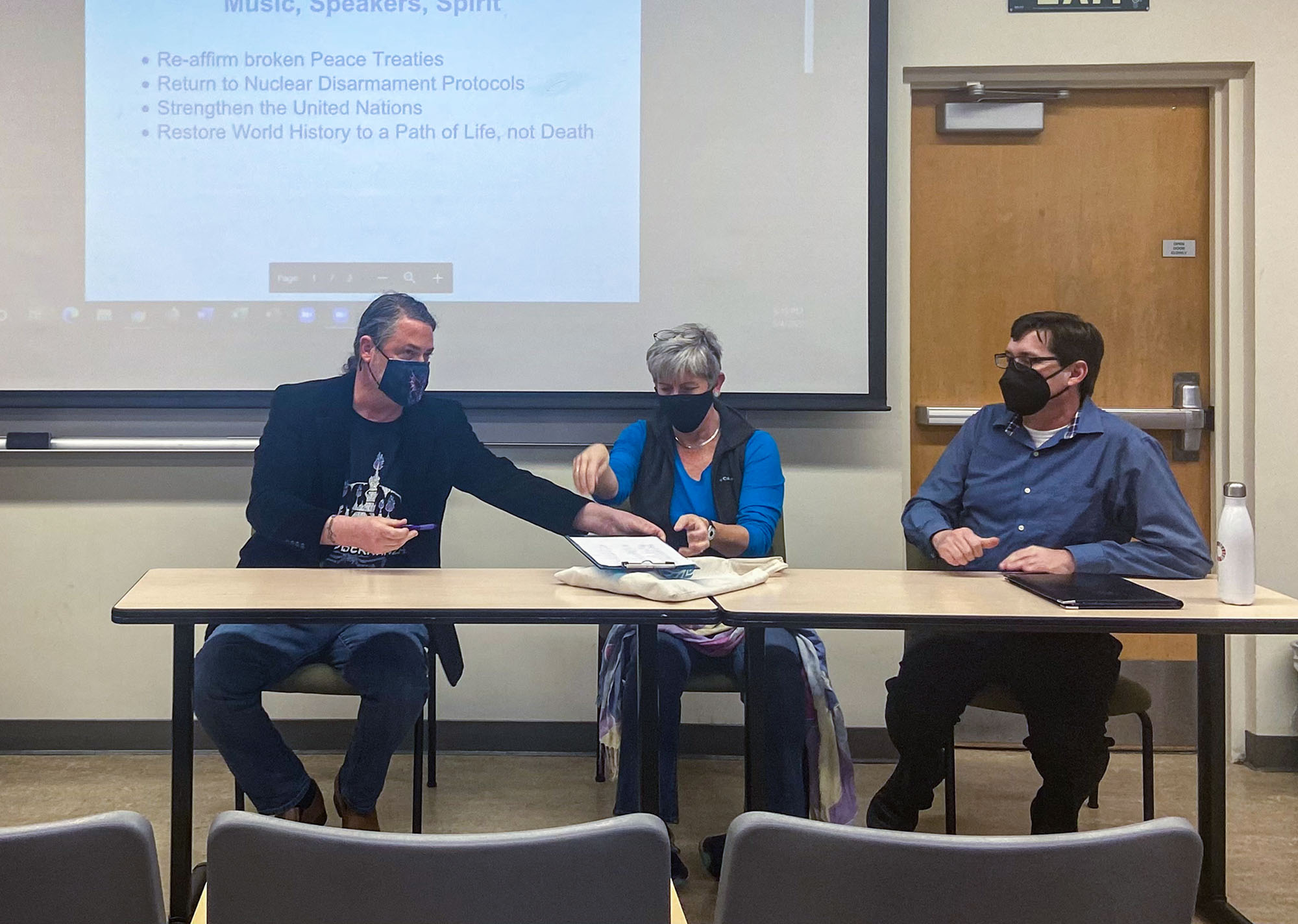 Humboldt professors speak in ‘Ukraine in Crisis’ forum