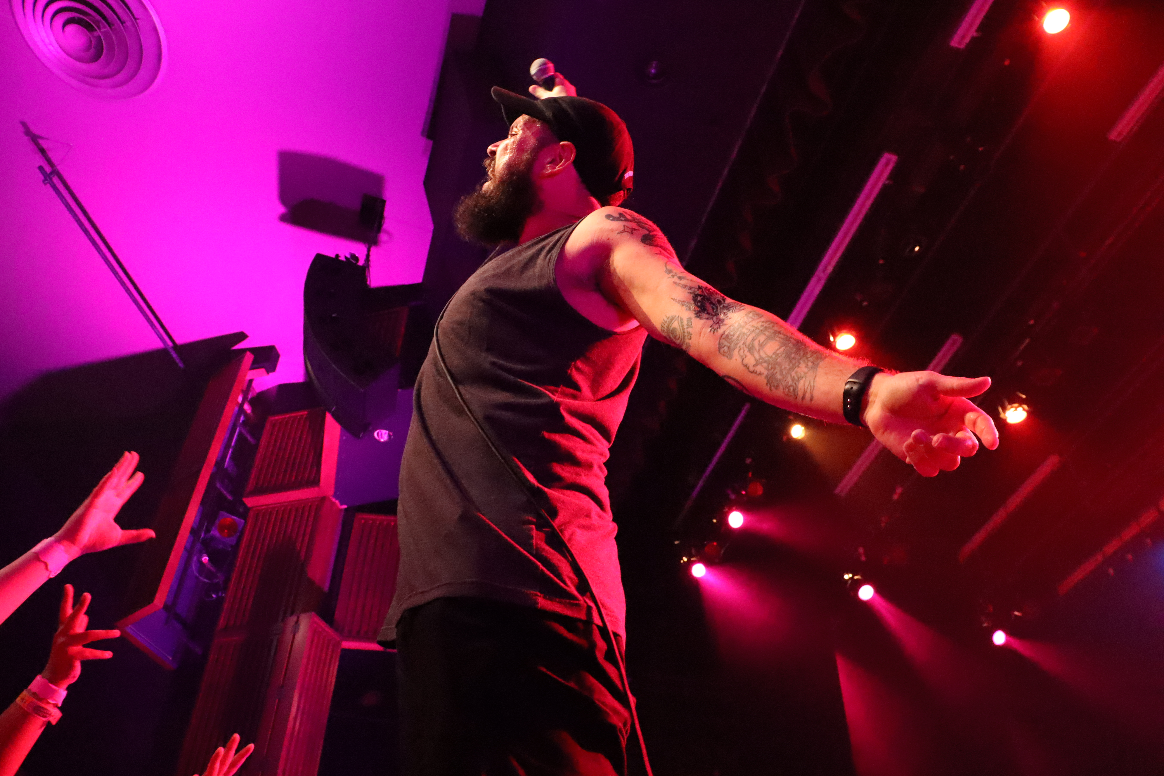 Scene Kids Make A Scene At Emo Night