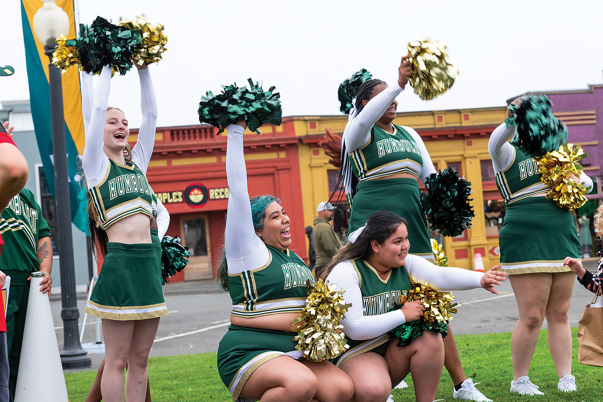 Cheer team builds pyramids, team spirit