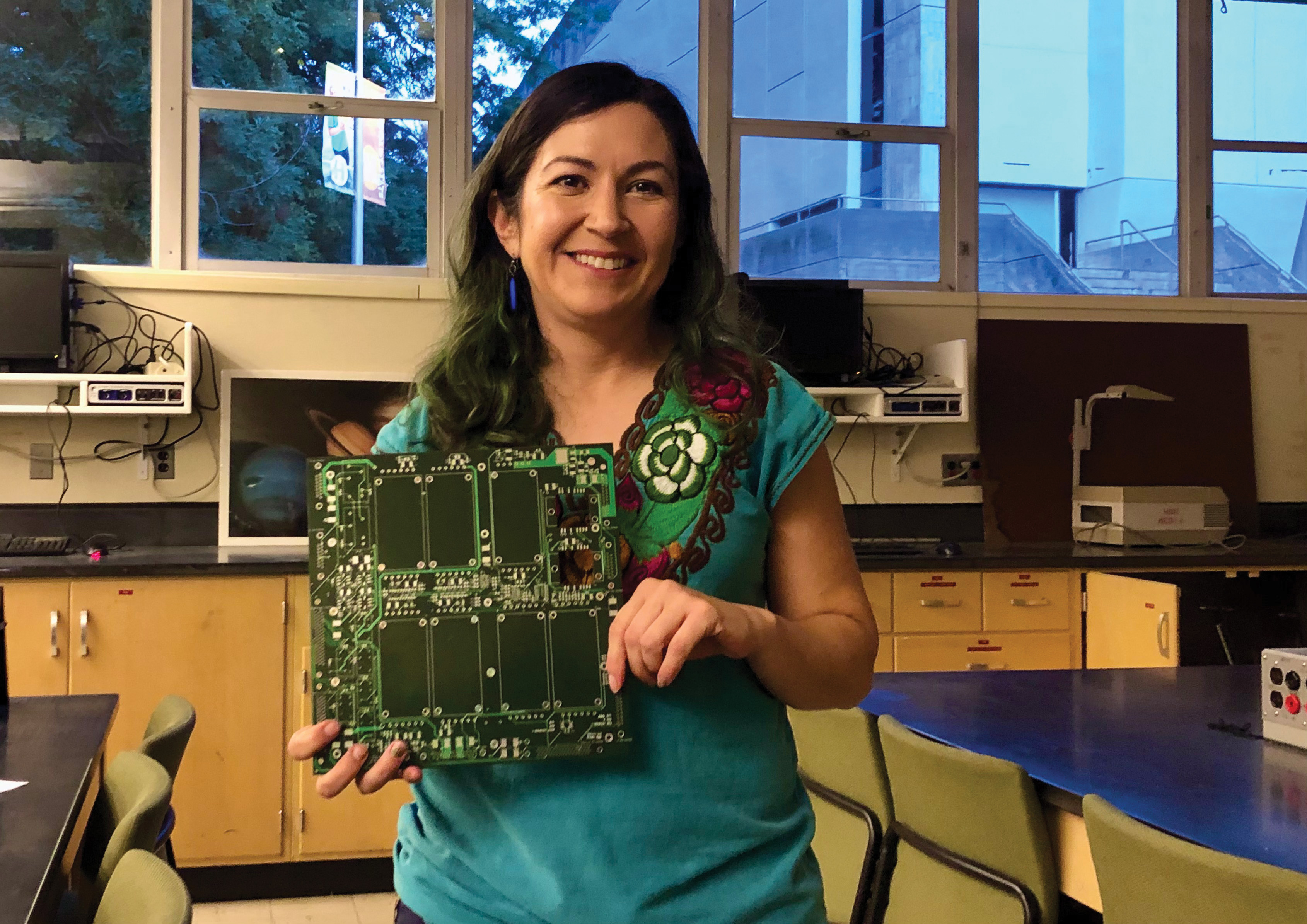 NASA Engineer Jessica Bowles-Martinez speaks to students on Humboldt campus