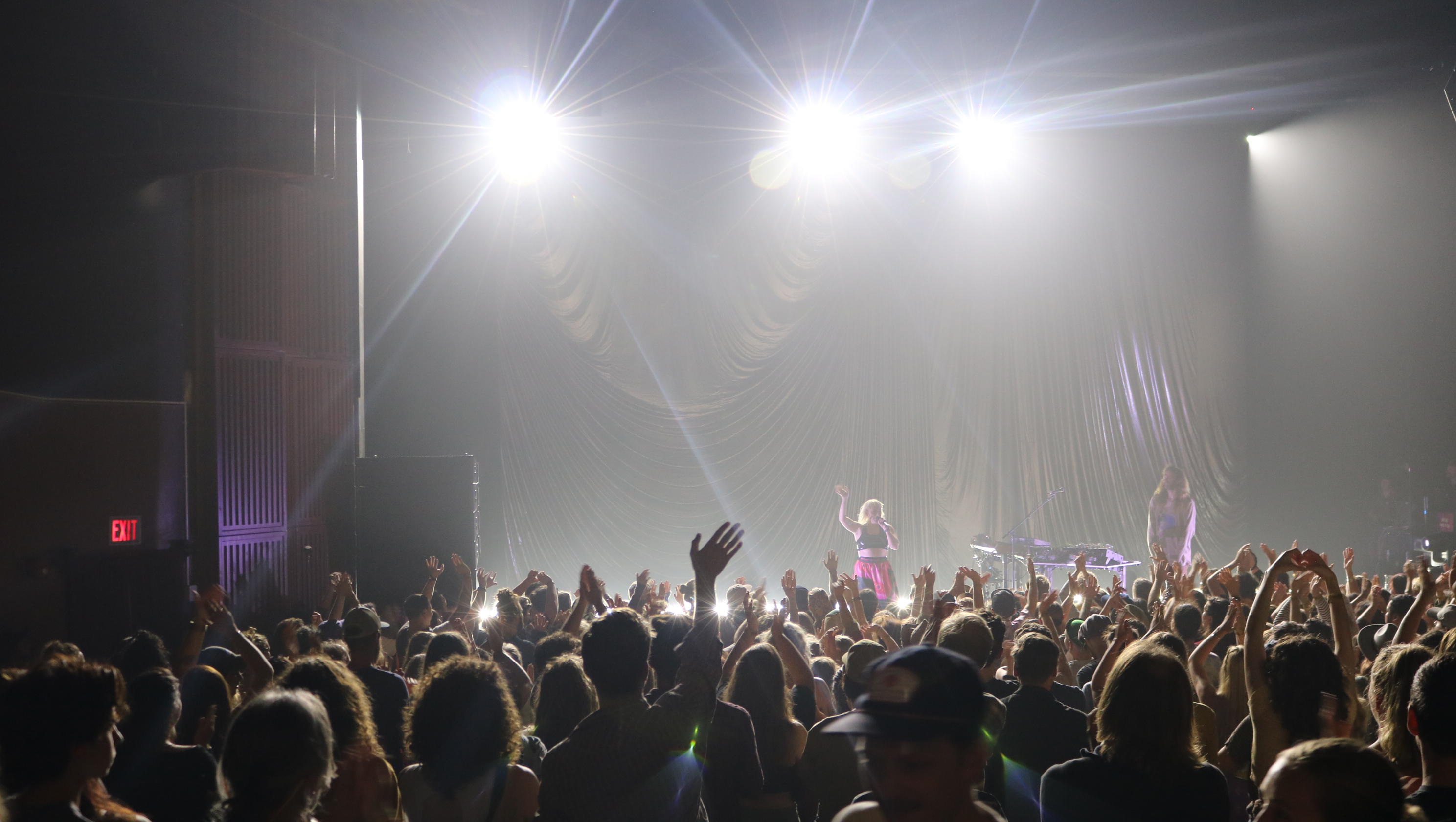 Sylvan Esso Electrifies the Van Duzer