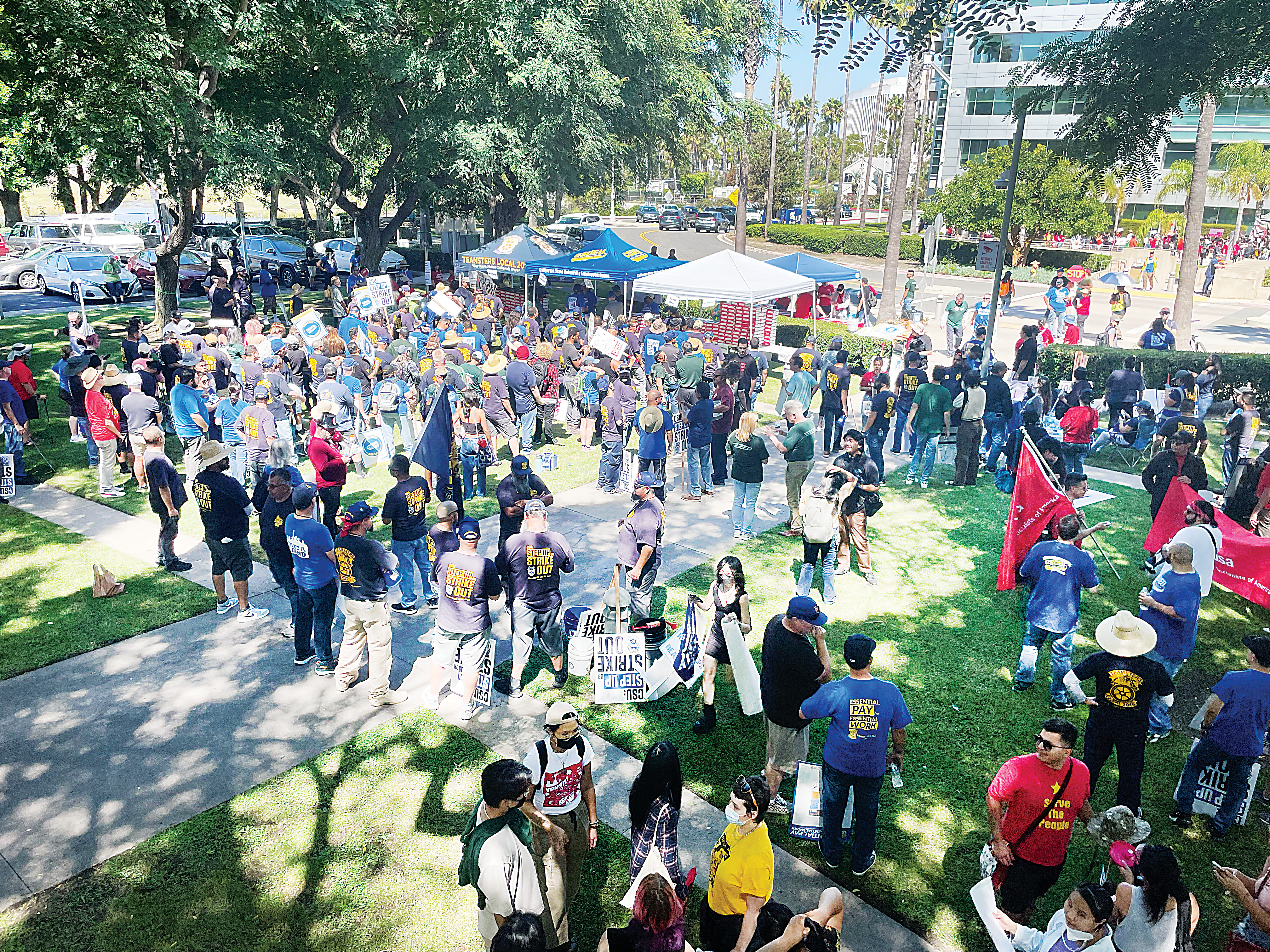 CSU Unions bargain with Chancellor’s Office; California Faculty Association considers going on strike