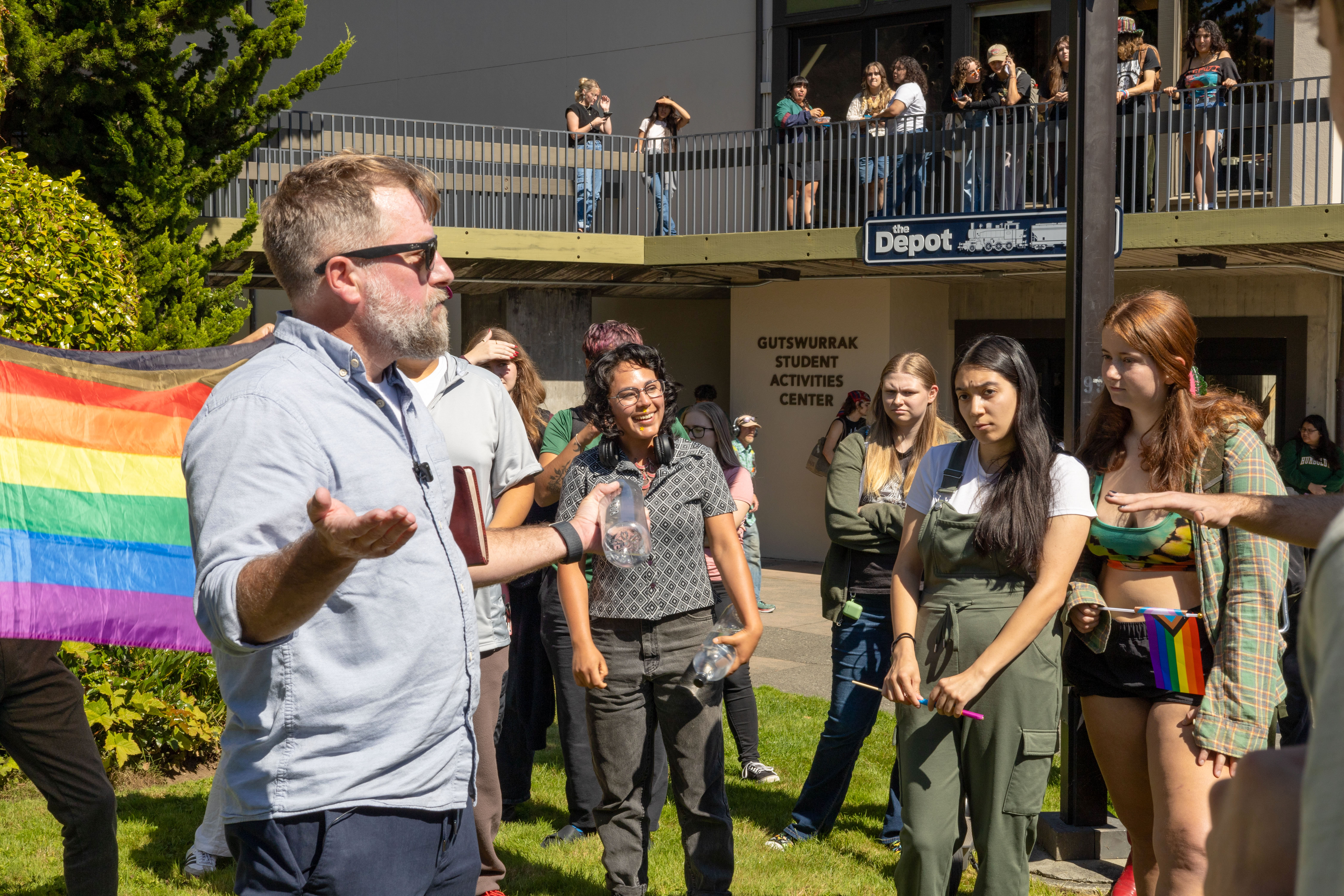 Homophobic preacher draws a crowd in the quad, students and faculty unify against him