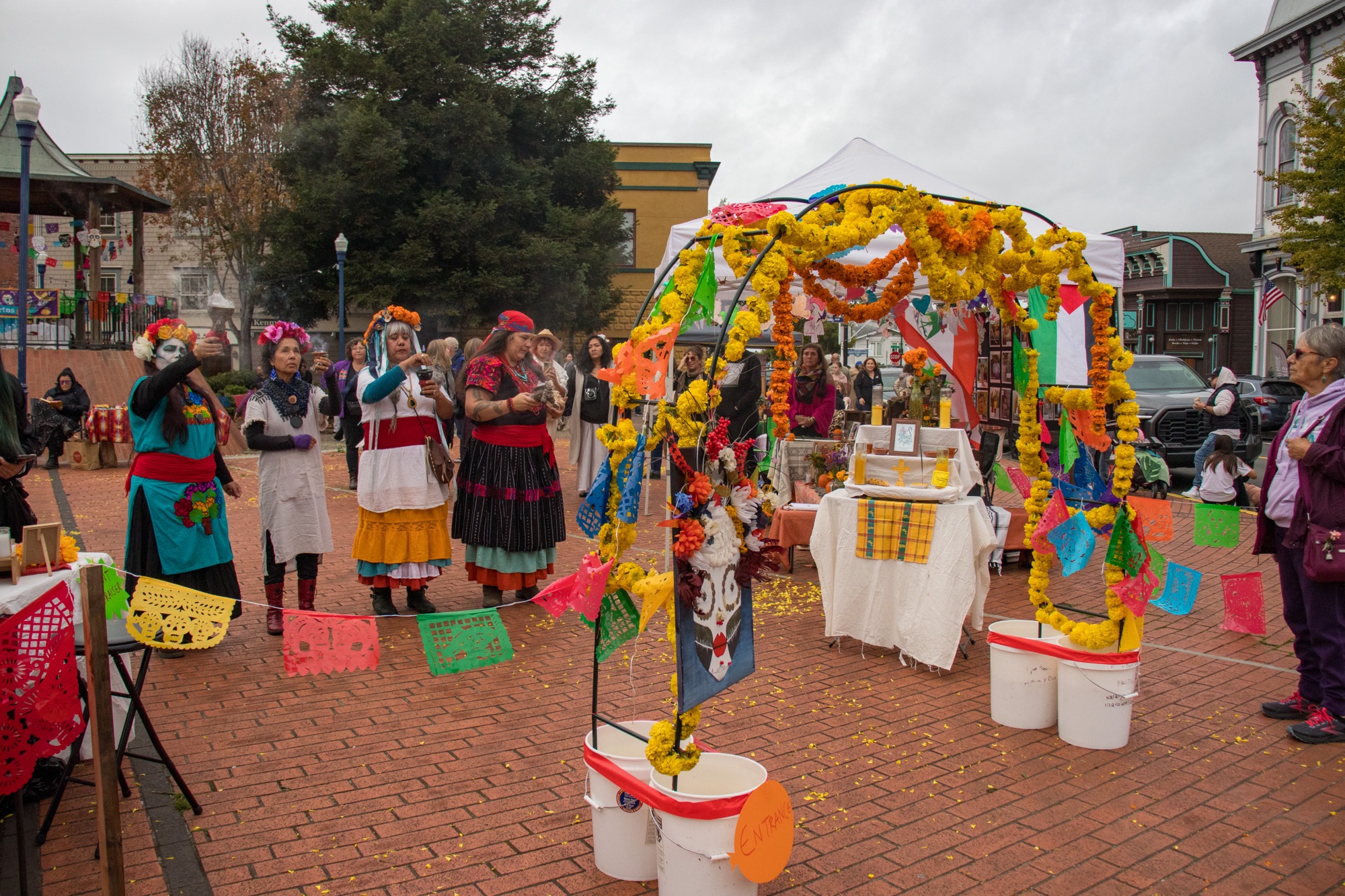 Fifth annual Día de los Muertos Festival de Altares honors family and tradition&nbsp;
